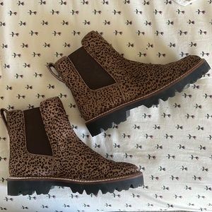 The Citywalk Lugsole Chelsea Boot in Calf Hair